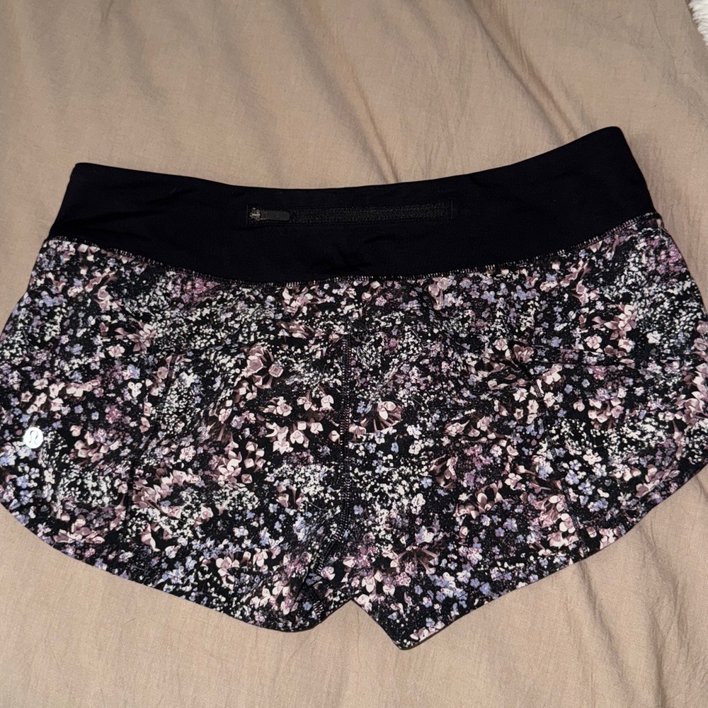 Lululemon Speed Up Short Updated Fit Floral Spritz Multi / Black size 6 - Picture 2 of 5